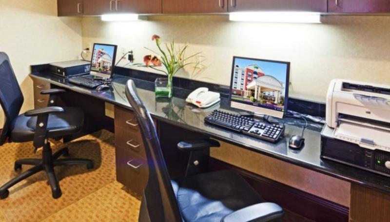 Holiday Inn Express & Suites Lebanon By Ihg Exteriér fotografie